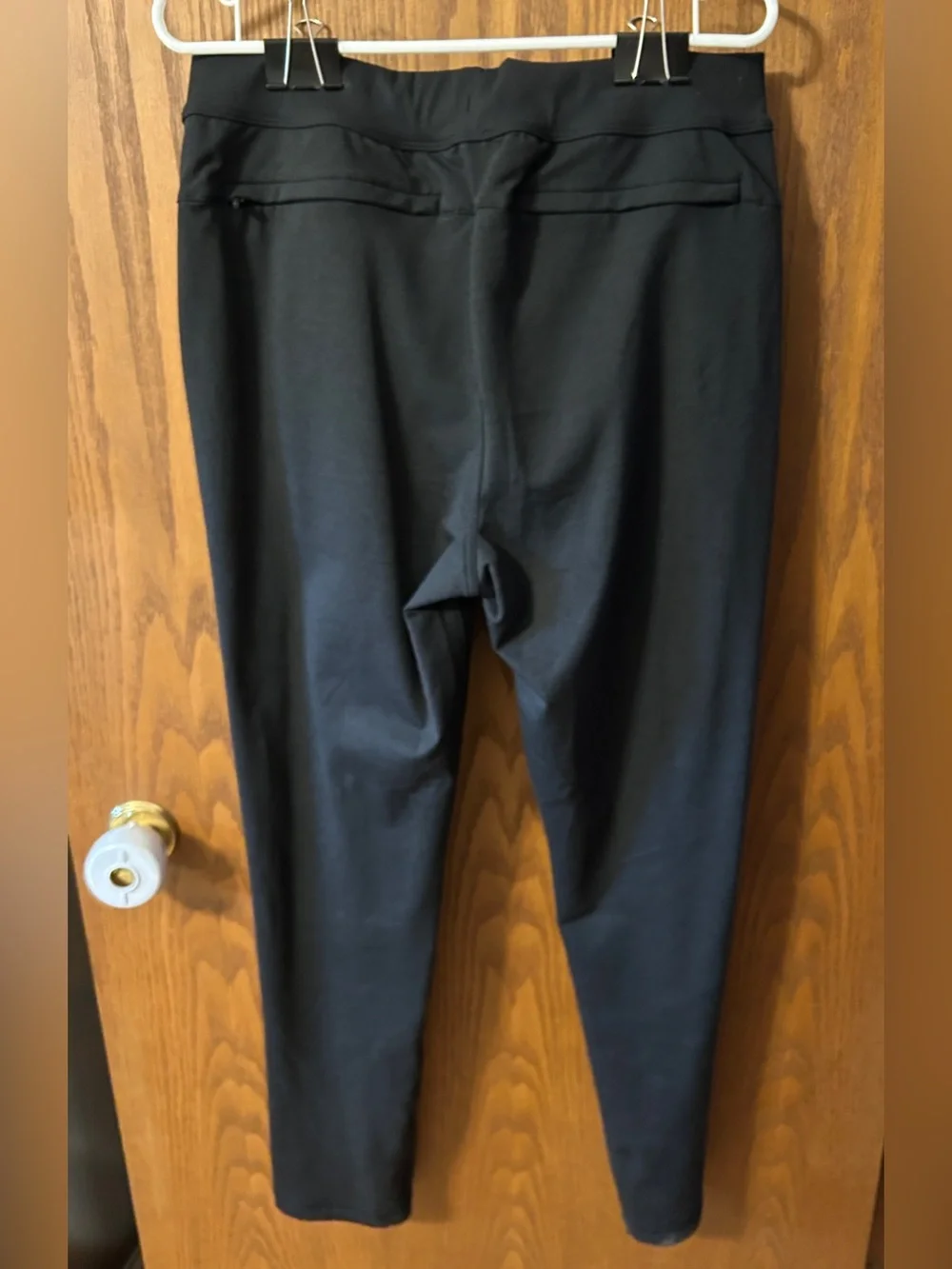 Vuori Men’s Black Joggers